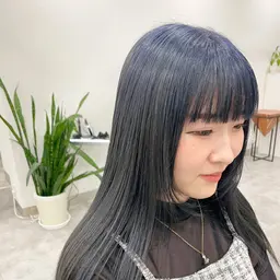 『ミニモ学割Ｕ２４限定就活応援クーポン📣』艶ブラックカラー➕話題の超音波アイロン2stepトリートメント💖