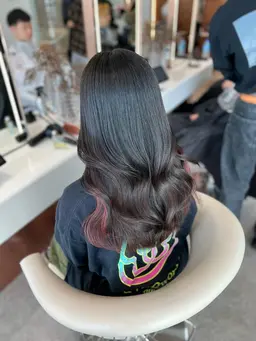 【韓国カラー】🩷ブリーチ1回🩷イヤリングカラー🇰🇷+ケアブリーチ+艶カラー+トリートメント