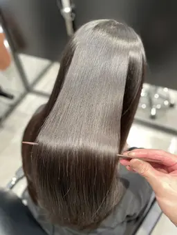 【癖毛対応】美髪矯正（トリートメント込み）+カット