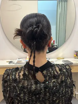 ヘアセット¥4,500→4,000 (＊和装、特殊セットは受け付けておりません)