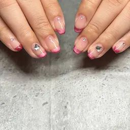 ワンポイントネイルorフレンチ(スキンカラー付)🌷