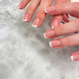 ✋オフ無しフレンチネイル🌐 横浜関内(90分)🫧パラジェル変更+¥1100