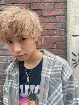 【メンズ】新規学生様限定🔥カット+ダブルカラー！