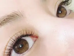 急募🔸3月10.11.12.15.16.19.20.21.22日間限定🔸まつ毛パーマモデル募集🔸10時〜16時