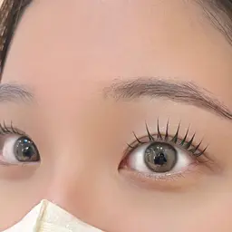 【上下まつげパーマ】+1500でパリジェンヌに変更可能