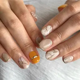 ほどよくデザイン🪽（オフ込）さりげないニュアンスやワンポイントアート等シンプルだけど少し遊びのあるデザインです！