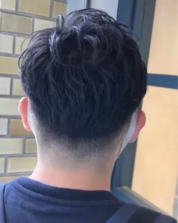 【フェード】デザインフェードカット＋眉カット（0ミリ可能）