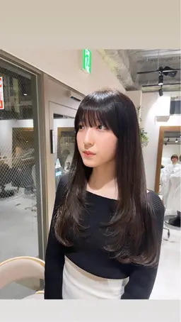 【🎖ミニモ学割クーポン🎖ロング必見!レイヤーカット】💖カット+艶カラー+トリートメント💖