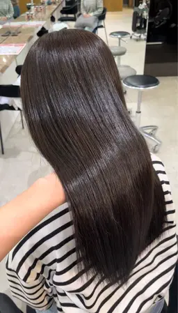 自然な仕上がり🌱の地毛風縮毛矯正＋4STEPトリートメント付