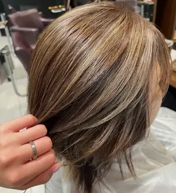 最新🌟白髪ぼかしカラー➕似合わせカット