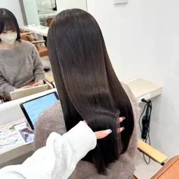 🍃ダメージレスで髪質改善✨️ 酸熱トリートメント