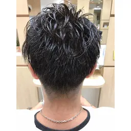 カット、ヘッドスパ