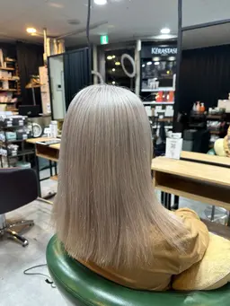 【ダメージレスWカラー】🌈ブリーチ1回＋全体カラー