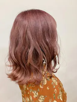 【全員】カットなし☆ブリーチ+艶カラー+潤いトリートメント🌈