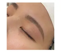 アイブロウデザインワックス+メイク仕上げ