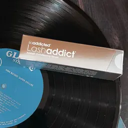 🧚🏻‍♀️まつ毛パーマ+ラッシュアディクト(正規品)ご購入セットメニュー✨