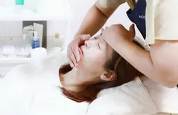 フェイシャルマッサージ　保湿メニュー