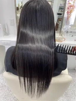 ツヤツヤ髪質改善ストレート🫧