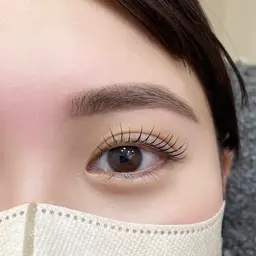 【 NEW 】まつげパーマ〈コーティング付〉￥4,000＋指名料¥300 ※オフ不可※