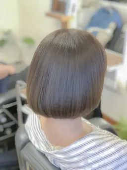 【平日9時〜15時女性限定】似合せトップスタイリストカット