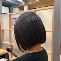 ボブカット＋2stepトリートメント ￥3,300