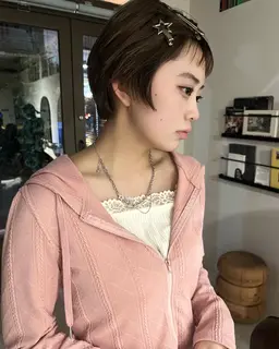 ショートカット(3センチ以上切れる方)女性限定🍀