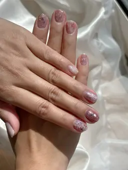 おまかせニュアンスネイル▶︎削らない・アセトン使わない自爪にやさしいmulgelベース使用💅オフなし