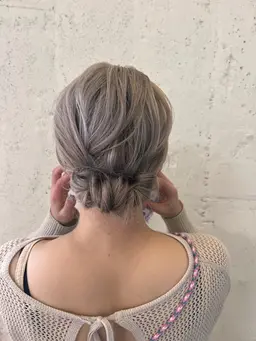 結婚式参列や撮影のヘアセットメニューです💖年齢性別どなたでも🙆‍♀️🙆‍♀️オープン前のお時間希望の方はTEL📞
