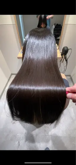 【髪質改善】カット+最高級ULTOWAトリートメント