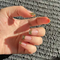 【ハンド💅✨ラメフレンチ💎】（オフあり）