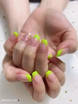 フレンチネイル　☆オフ別料金1100円☆