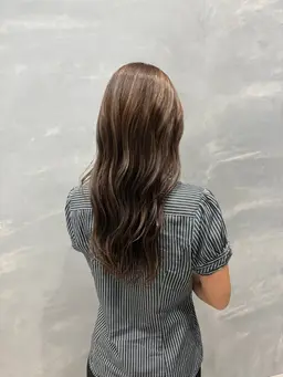 ハイライト（ブリーチ）➕オンカラー🌈