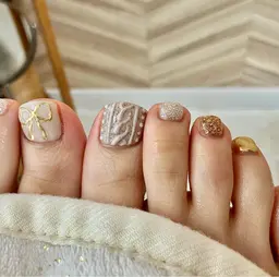 アートありフットネイル♡持ち込みデザインできます