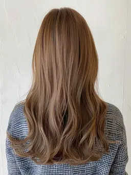 ✨カラーモデル募集✨シングルカラー（Wカラー不可）黒染め履歴、黒染めのみ不可。営業時間外のみ受付可、すぐ予約不可。