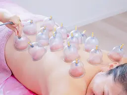 【吸い玉】スライドカッピングエステ 80分 ※2週間ほど強い跡が残る施術です