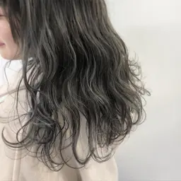 カット & ハイライトカラー & 内部補修トリートメント