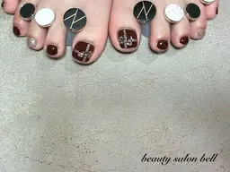 フットネイル　親指お持ち込みデザイン♡ご新規様オフ無料