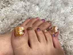 フットジェルネイル🤍持ち込みデザイン👡