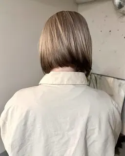 【デザインカラー】🃏🩶ローライト、エンドカラー、ルーツカラー※お日にちによっては早い時間ご案内可能