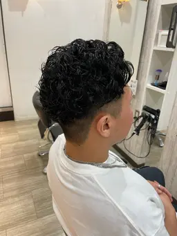 【平日限定】メンズ💇カット・パーマ💫ツイスト・スパイラル等の特殊系も可