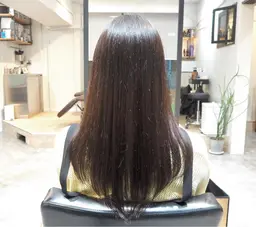 ヘアカラー & トリートメント