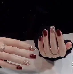 2本ラメ＋ワンカラーネイル