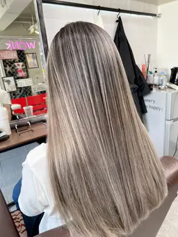 【ケアストレートコース】クオライン縮毛矯正＋カット＋超音波トリートメント