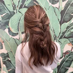 🌺海外風〜ナチュラルデザインお任せ🌺ハイライト➕トリートメント