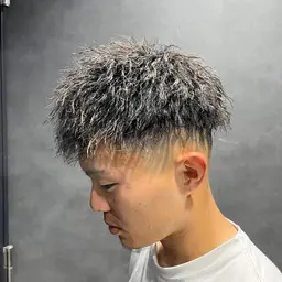 メンズカット+ハイライトorブリーチカラー⚡️