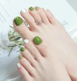 《FOOT》2色選べるワンカラー/ラメグラ　          【平日10時​〜​15時の予約は500円off】