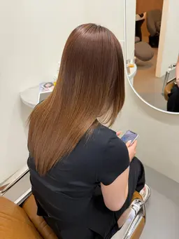 ＳＮＳでよく見るツルツルに💞美髪矯正ストレート💇🏻‍♀️ （鎖骨下1100円胸下2200円プラスでいただきます◎）