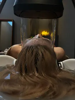 毛穴スッキリ炭酸頭浸浴しっかりヘッドマッサージコース70分