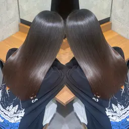 【艶髪ストレートケア】ワンランク上の美髪矯正＋4ステップトリートメント✨