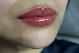 INCREA(インクレア)-美容師免許取得者ができる取れないリップ、アイブロウ- ⚠︎アートメイクされてない方20代女性